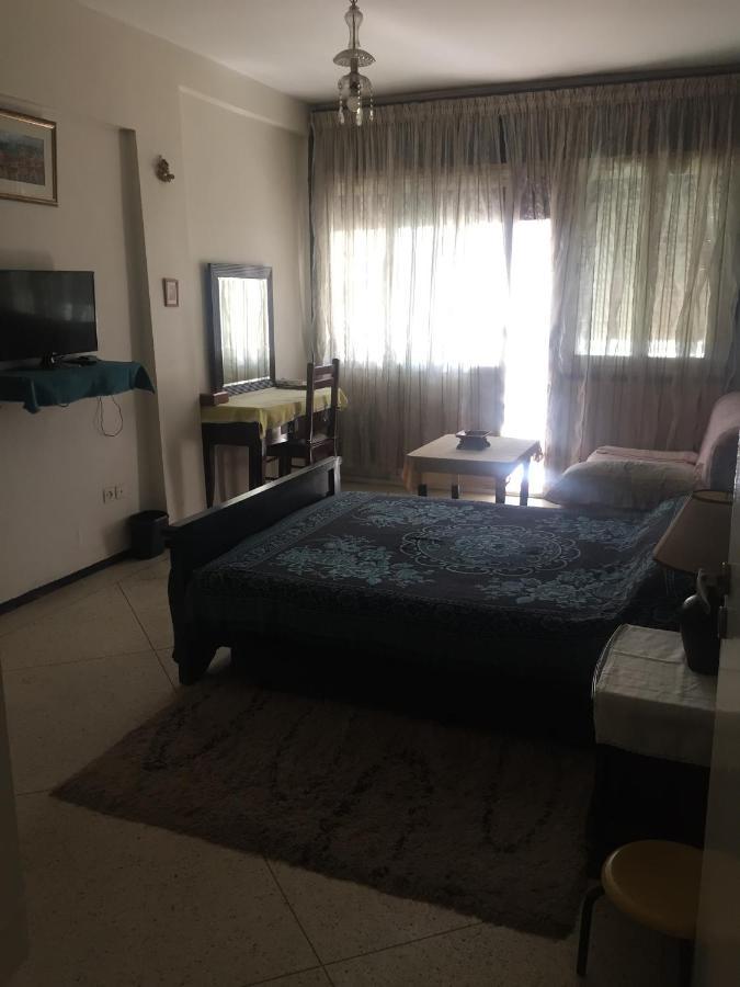 Room In Guest Room - Property Located In A Quiet Area Close To The Train Station And Town Касабланка Экстерьер фото
