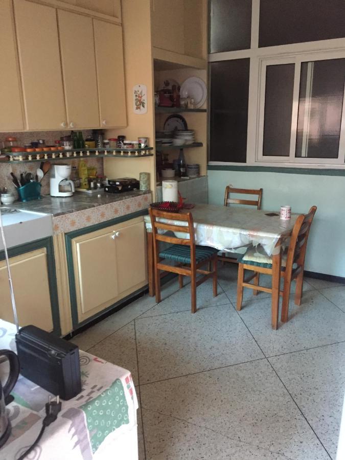 Room In Guest Room - Property Located In A Quiet Area Close To The Train Station And Town Касабланка Экстерьер фото